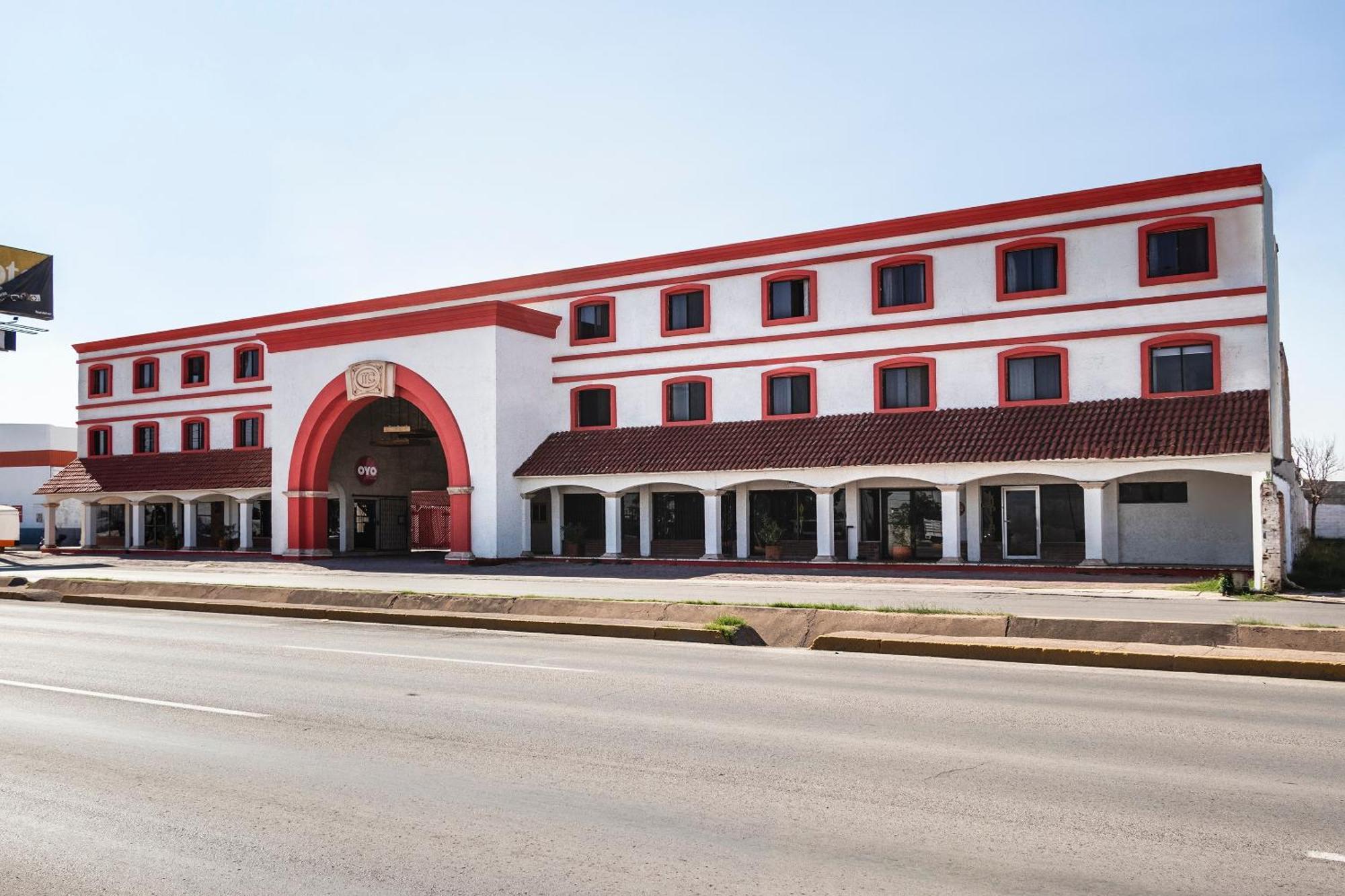 OYO Hotel Real Del Sur Chihuahua Exterior foto