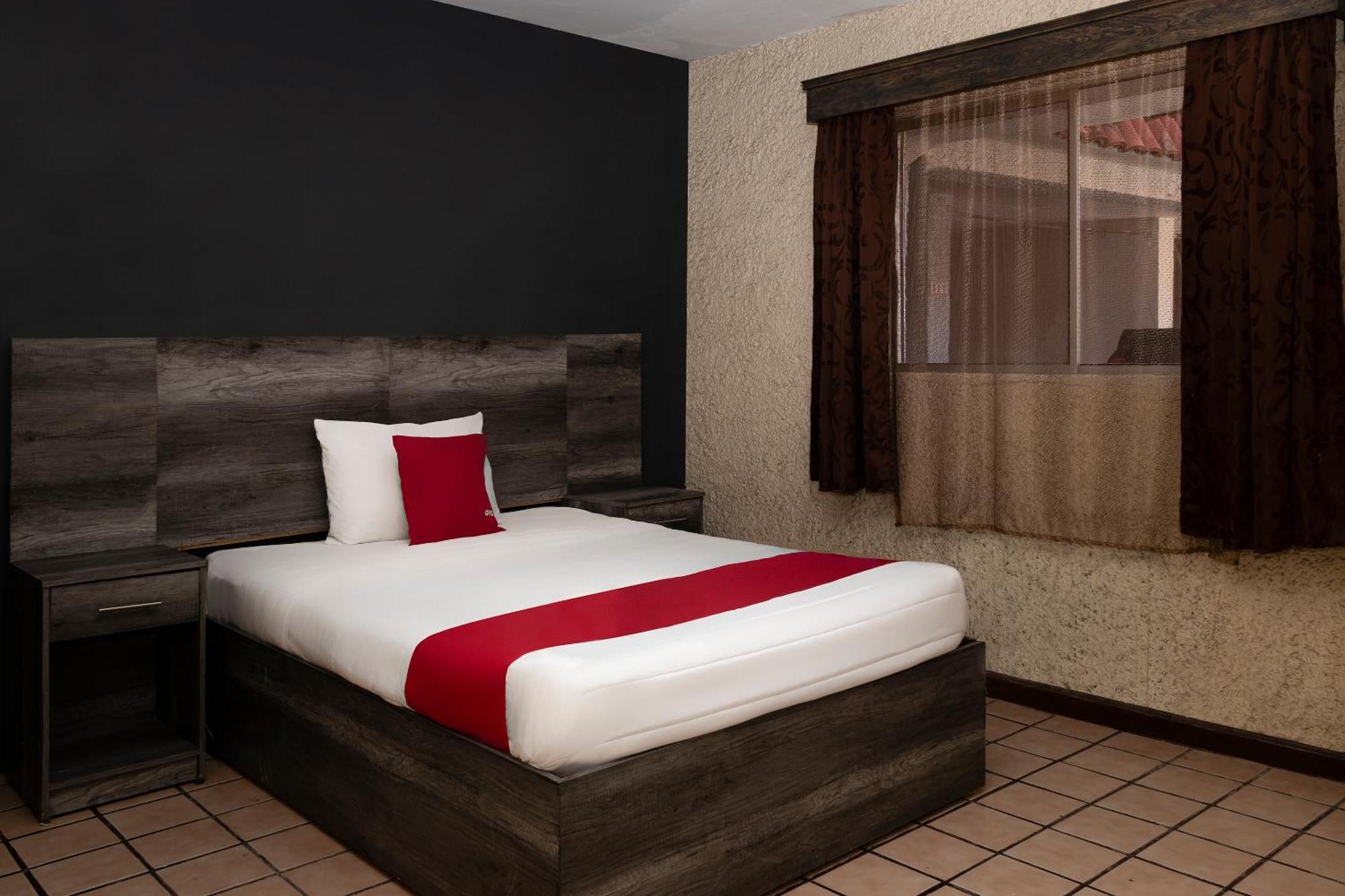 OYO Hotel Real Del Sur Chihuahua Exterior foto